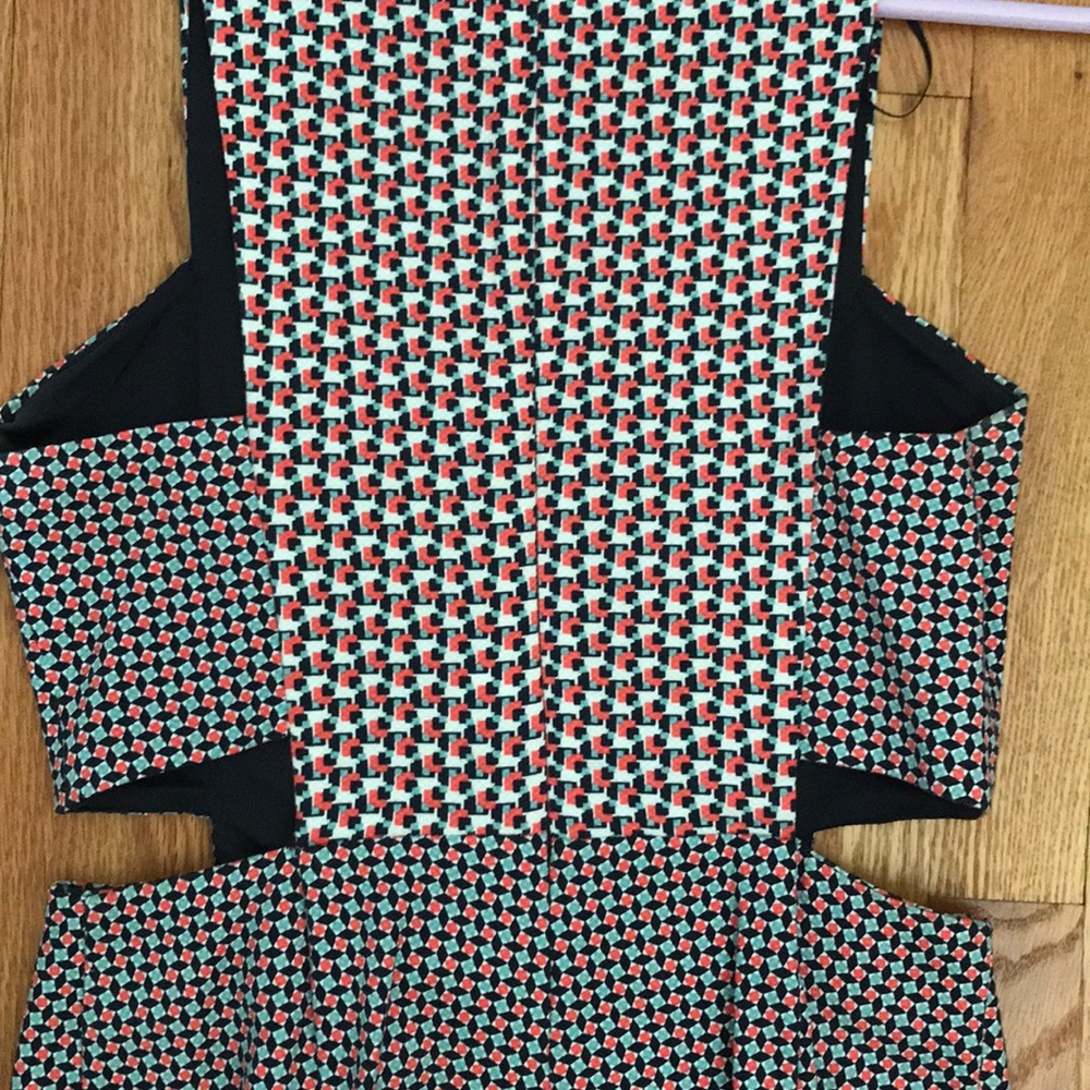 COPY - Zara Romper Dress with Size Cut outs - Picture 4 of 5